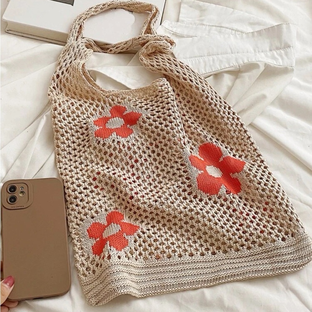 New floral print crochet shopping tote